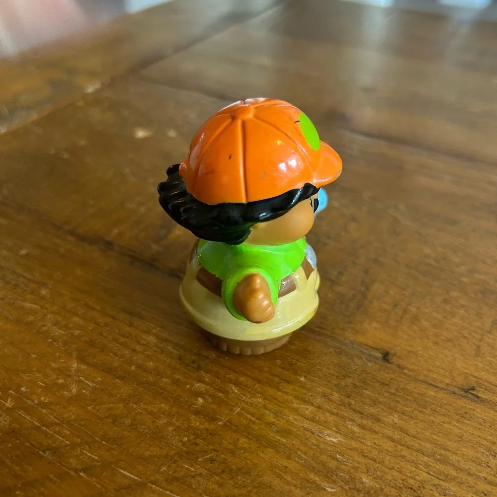 Fisher Price Little People zookeeper  as is